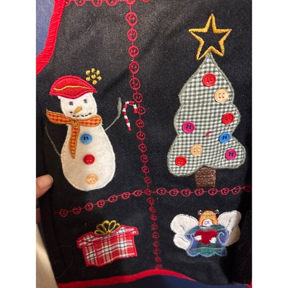 Vintage Small BSA Holiday Vest With Embroidered Christmas Motifs In Black & Red - Picture 3 of 6
